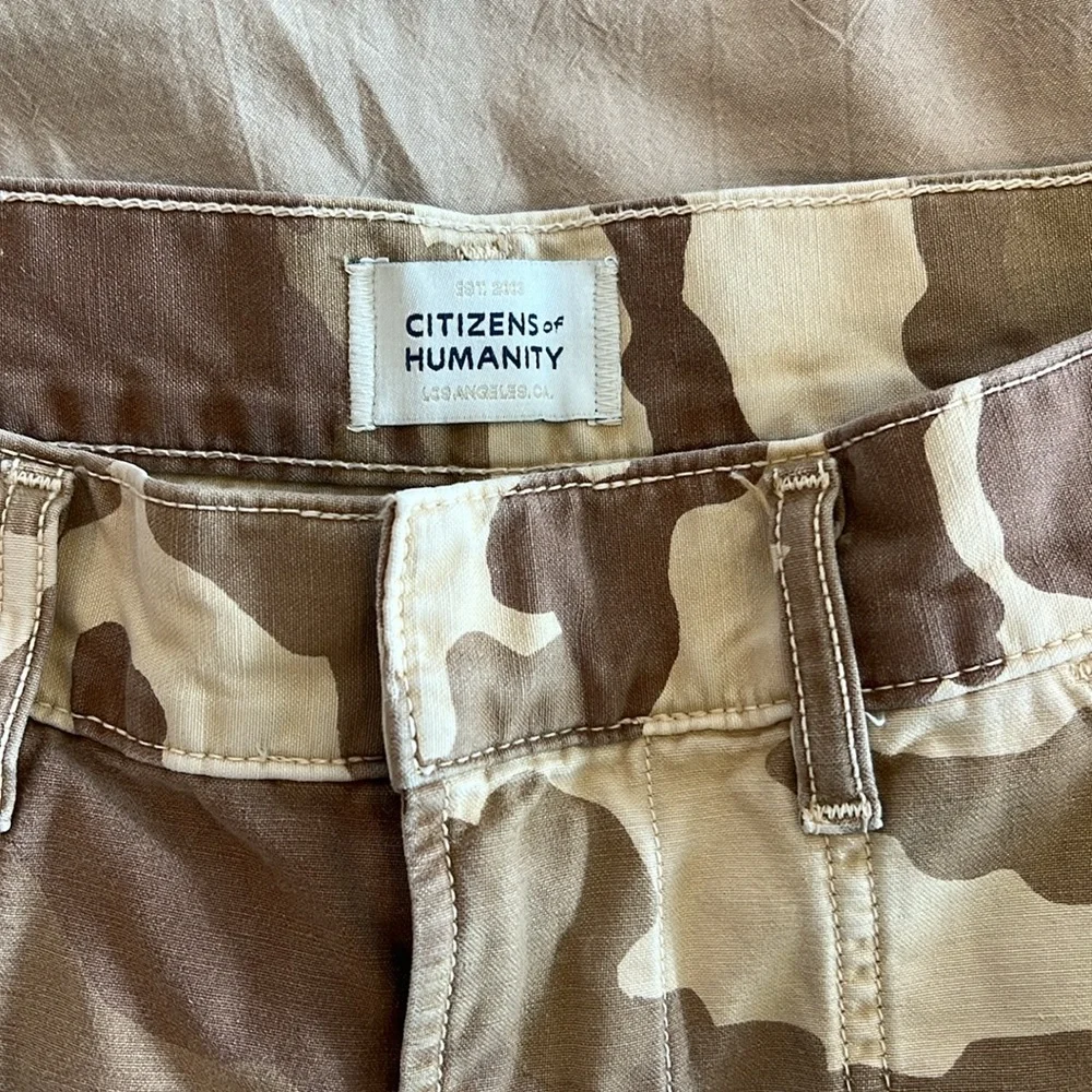 Citizens of Humanity Marcelle Camo Cargo Barrel Pants - Picture 4 of 6